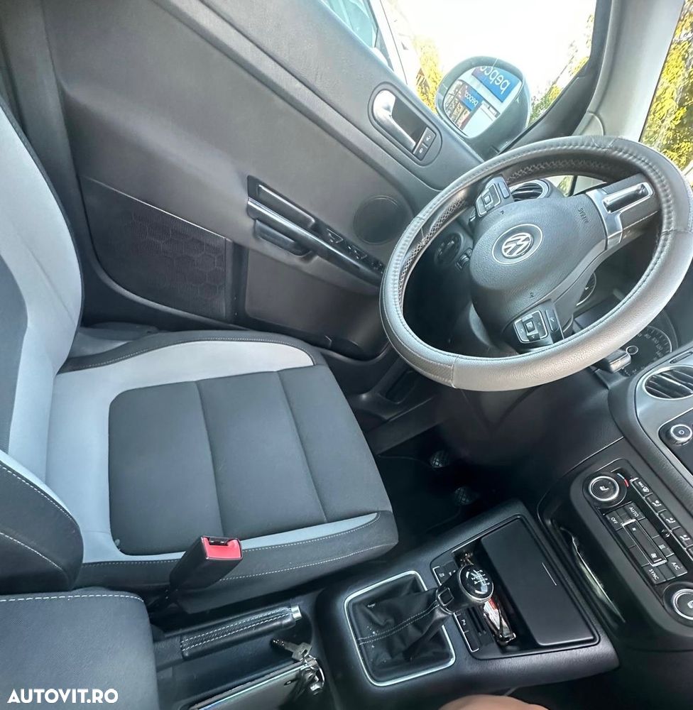 Volkswagen Golf Plus - 12