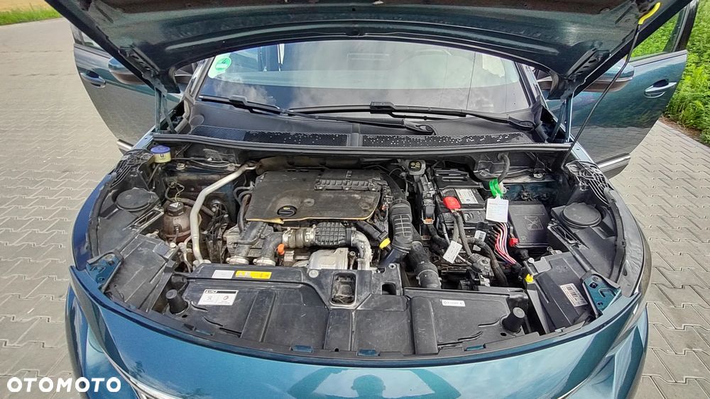 Peugeot 5008 1.6 BlueHDi Allure 7os - 23