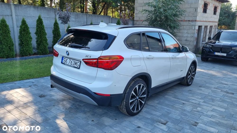 BMW X1 xDrive18d Sport Line sport - 5