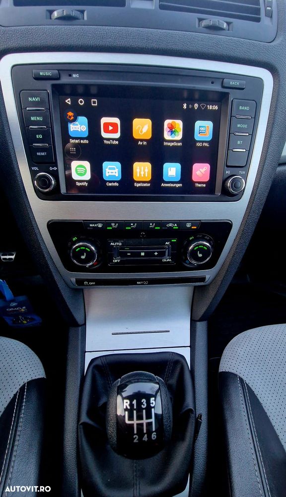 Skoda Octavia 2.0 TDI DPF RS - 22