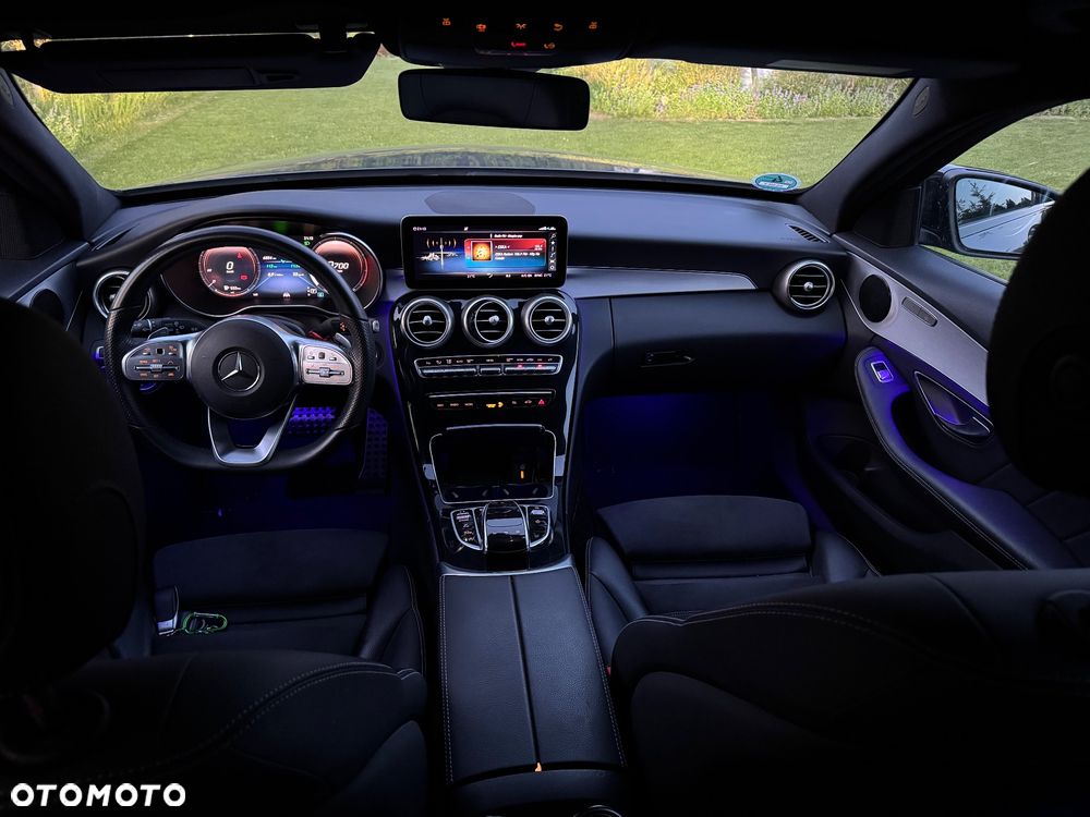 Mercedes-Benz Klasa C 200 T 9G-TRONIC AMG Line - 20