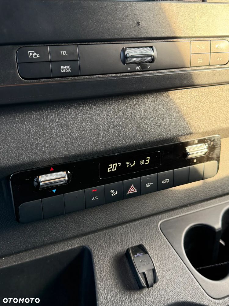 Mercedes-Benz SPRINTER 907 319 - 10