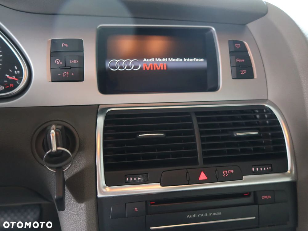 Audi Q7 3.0 TDI Quattro Tiptronic - 27