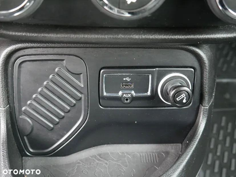 Jeep Renegade 1.4 MultiAir Limited FWD S&S - 22