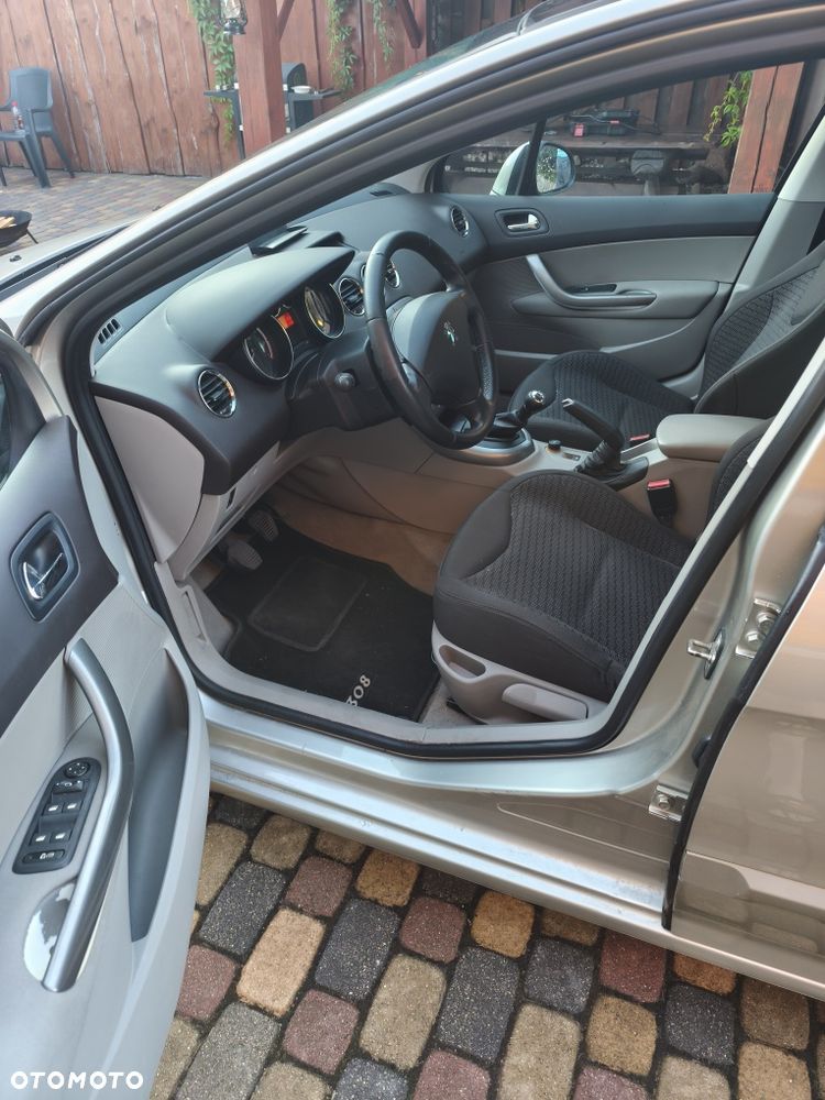 Peugeot 308 - 3