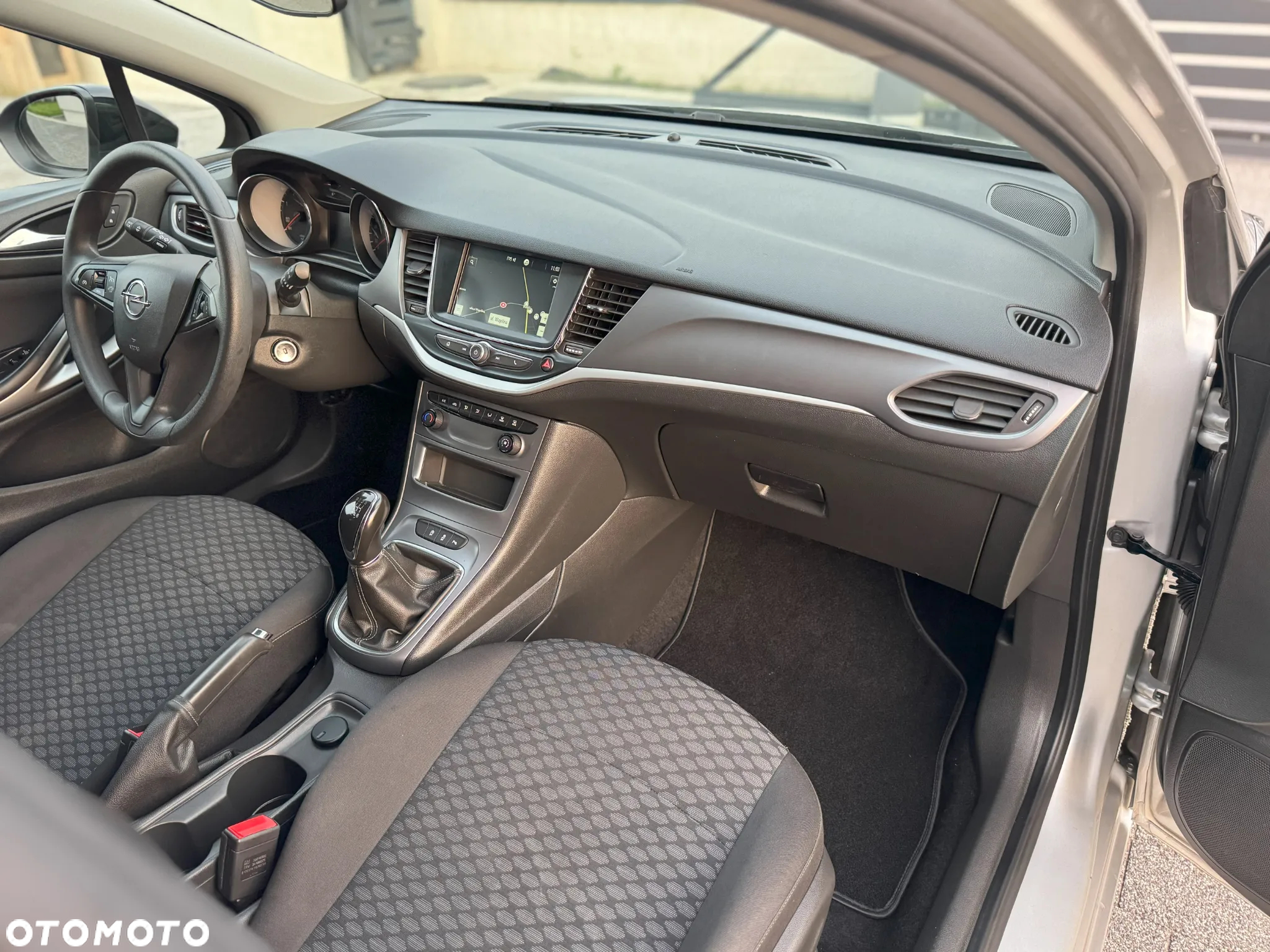 Opel Astra V 1.5 CDTI Edition S&S - 20