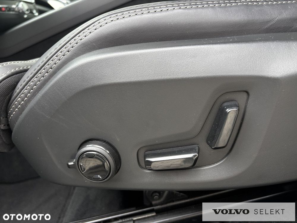 Volvo XC 60 - 12