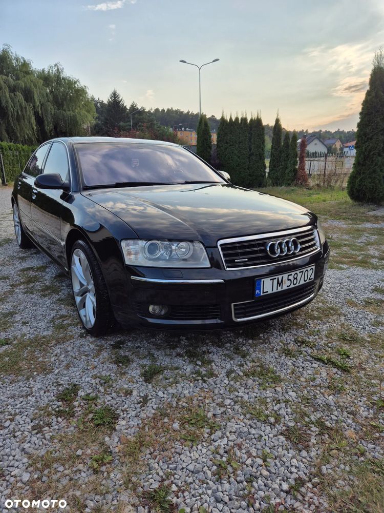 Audi A8 4.2 Quattro - 5