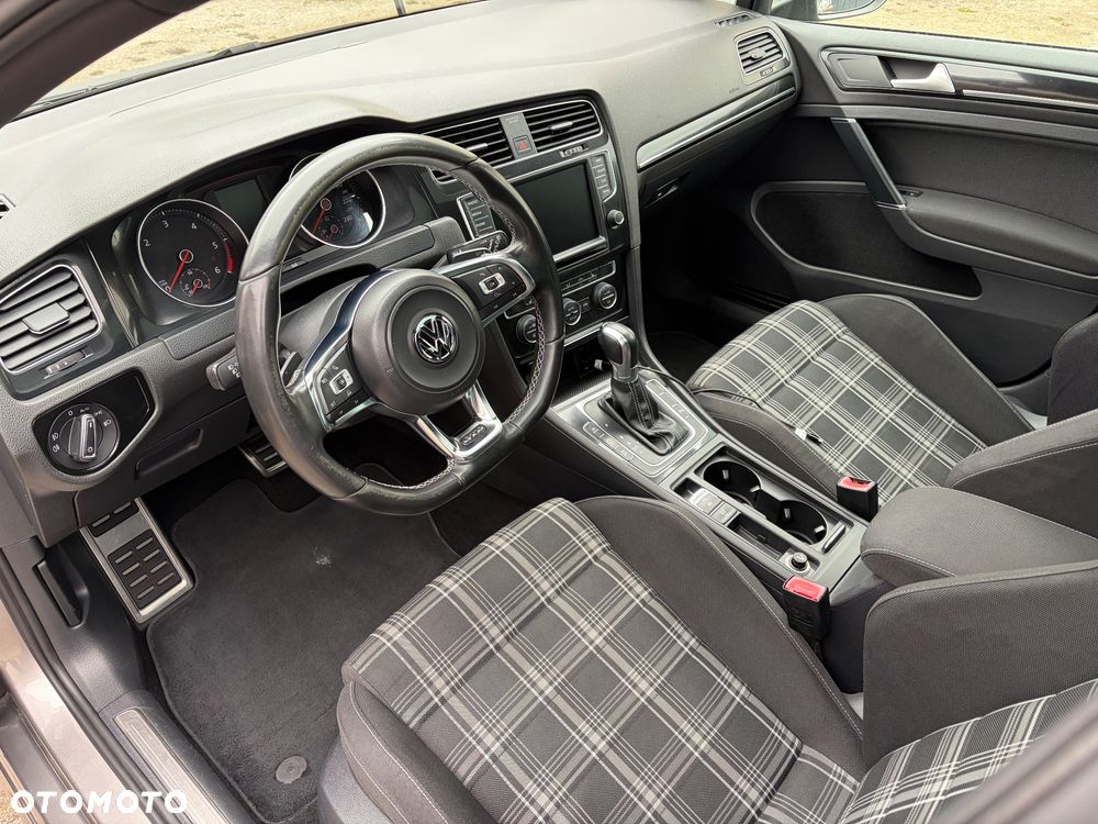 Volkswagen Golf GTD (BlueMotion Technology) DSG - 8