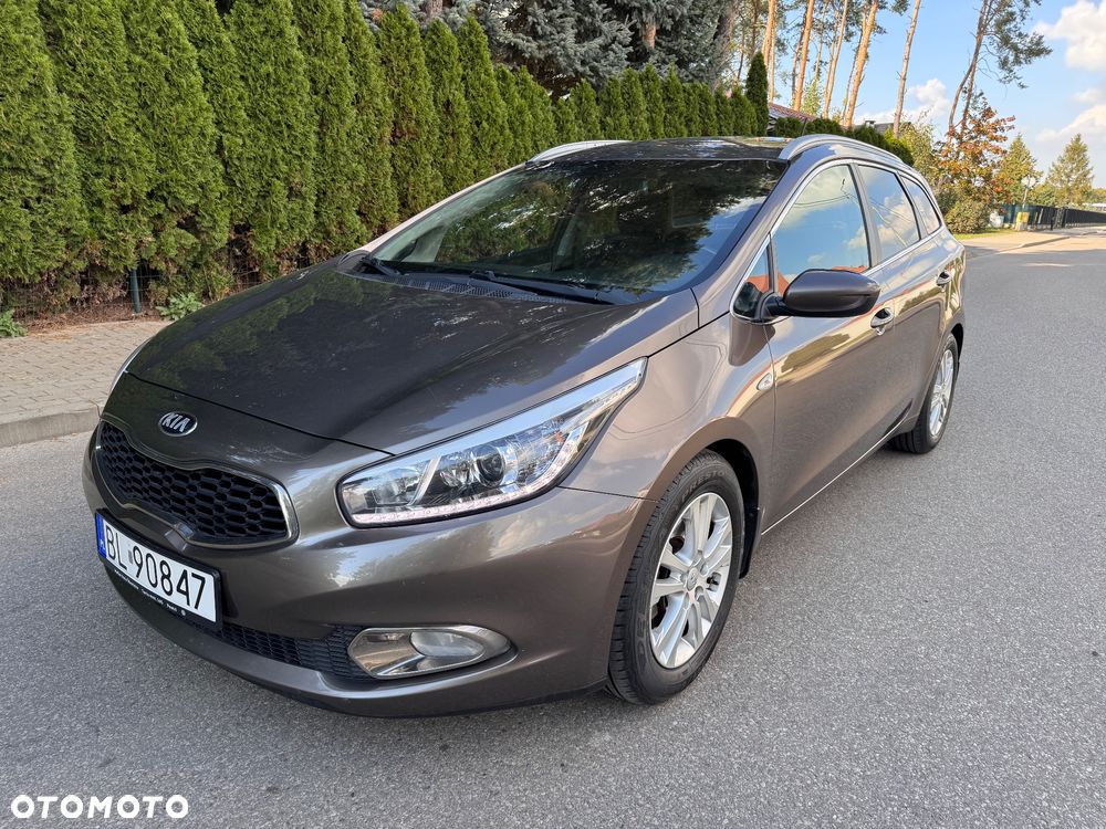 Kia Ceed Cee'd 1.6 GDI Business Line - 1