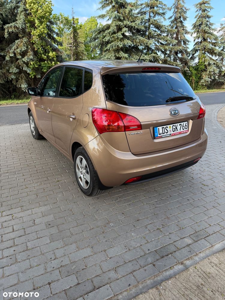 Kia Venga 1.4 CVVT Dream-Team Edition - 4
