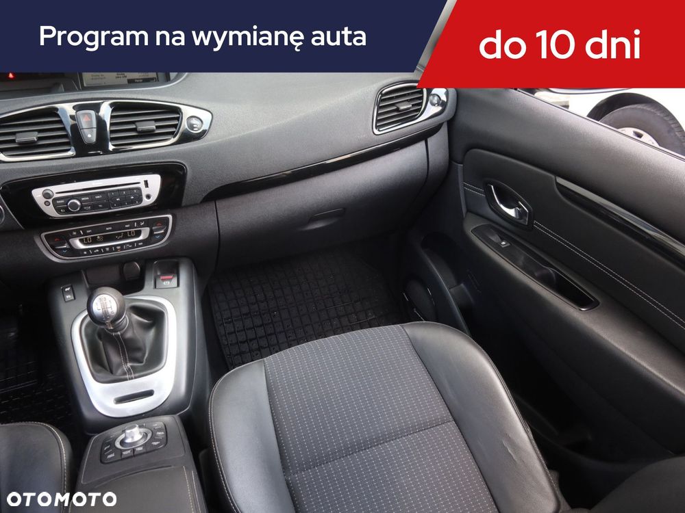 Renault Scenic - 10