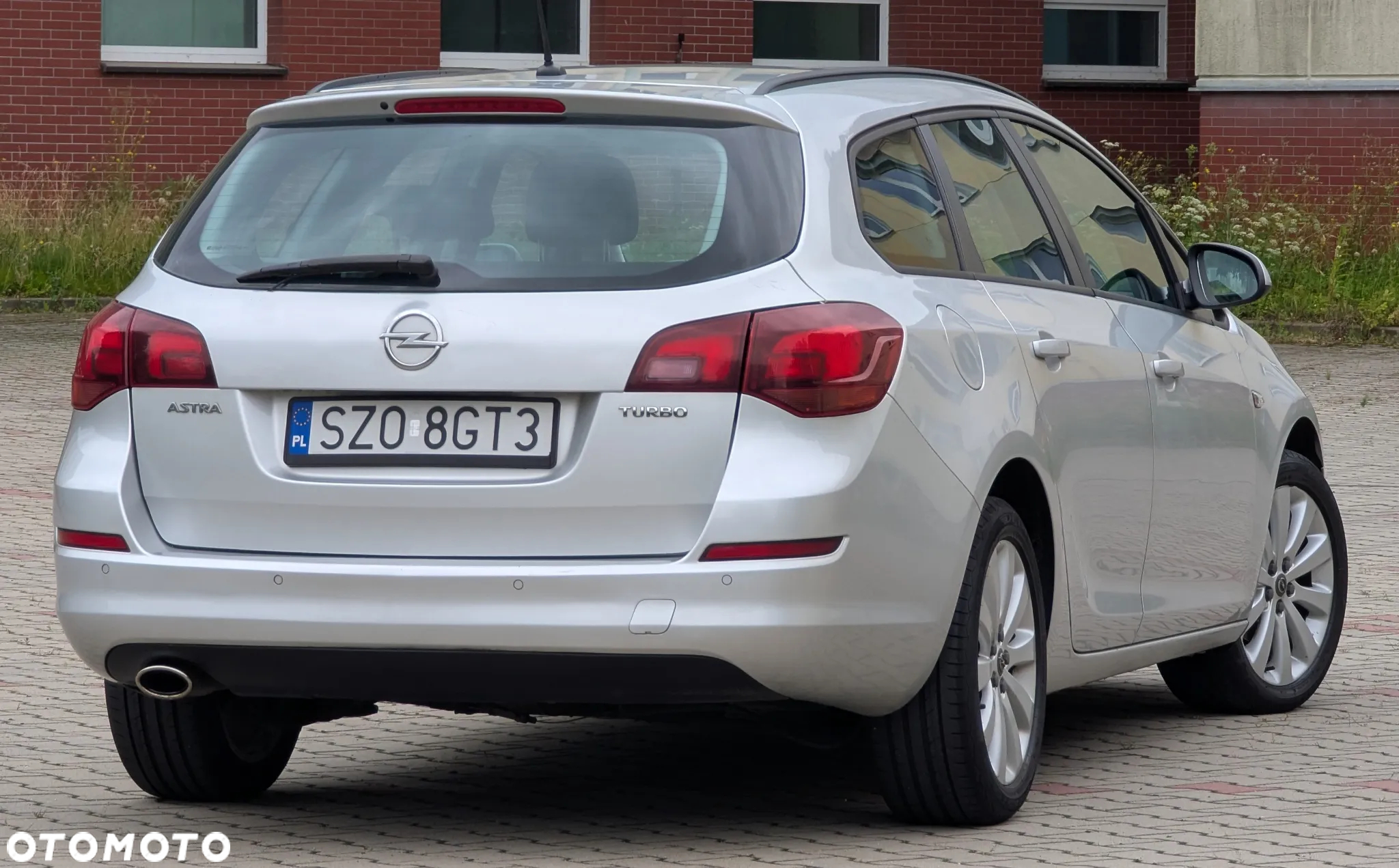 Opel Astra IV 1.4 T Sport - 13