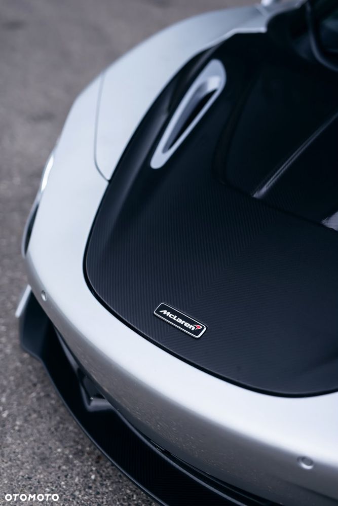 McLaren 720S Spider - 17