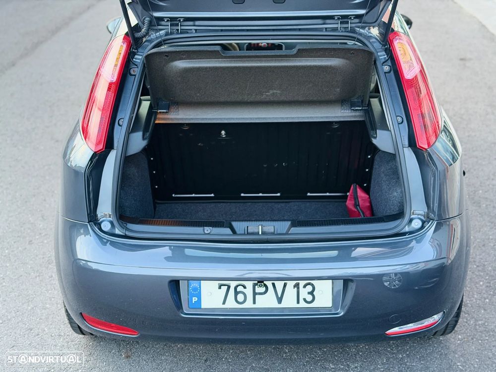 Fiat Punto 1.2 Lounge S&S - 11