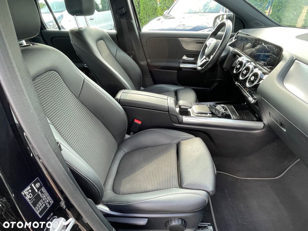 Mercedes-Benz GLA 200 7G-DCT Edition 1 - 11