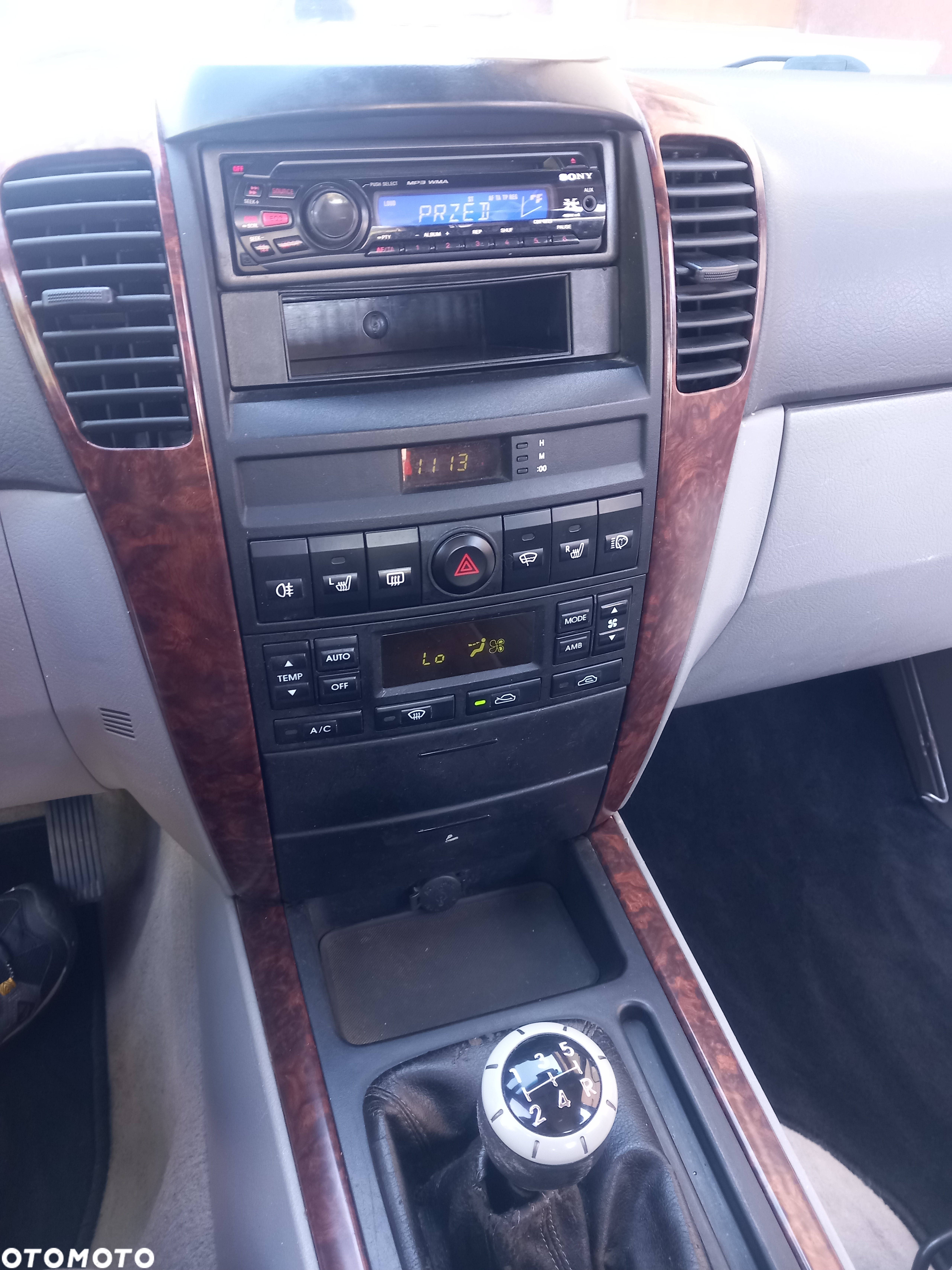 Kia Sorento - 11
