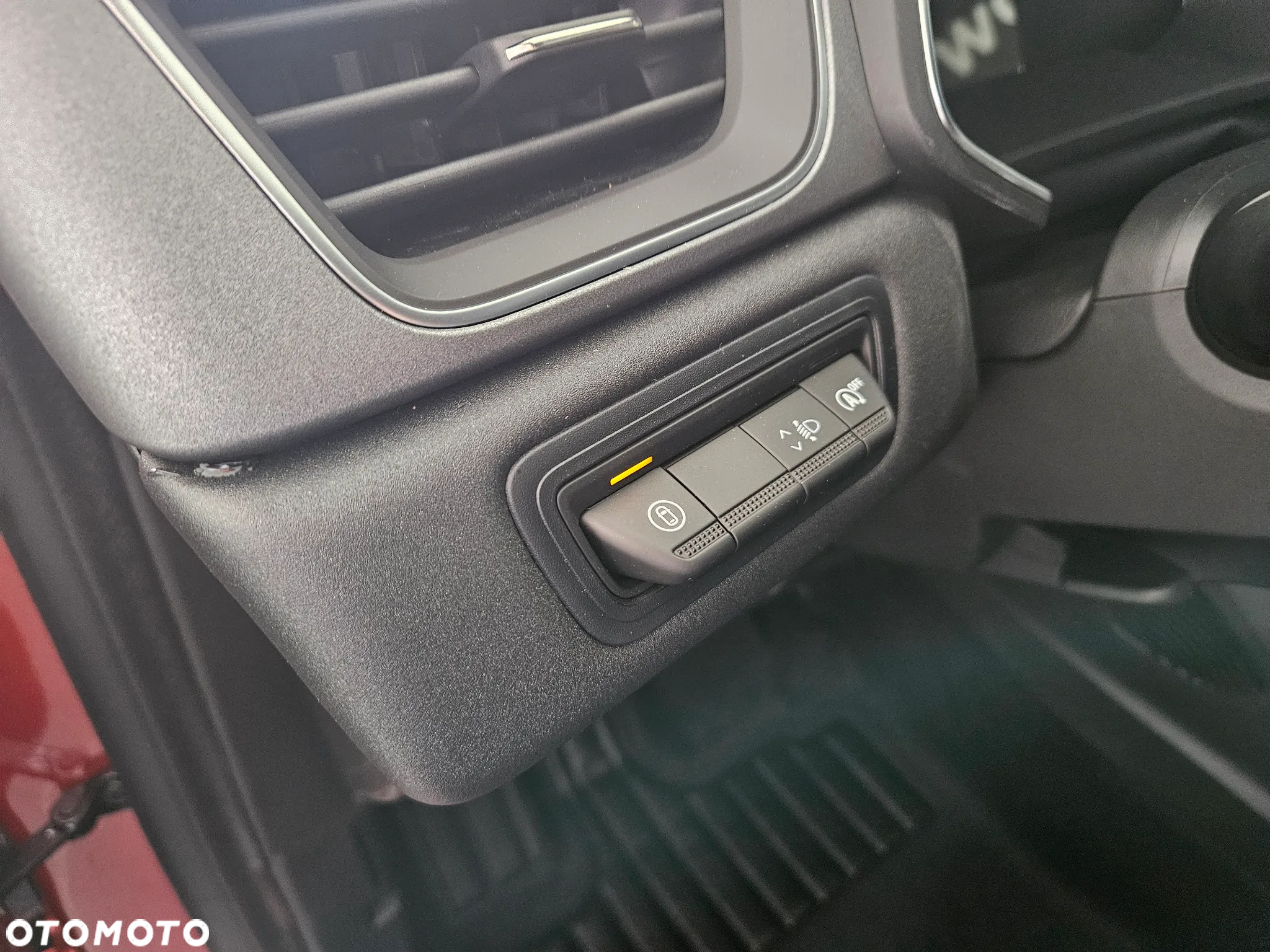 Renault Captur - 13