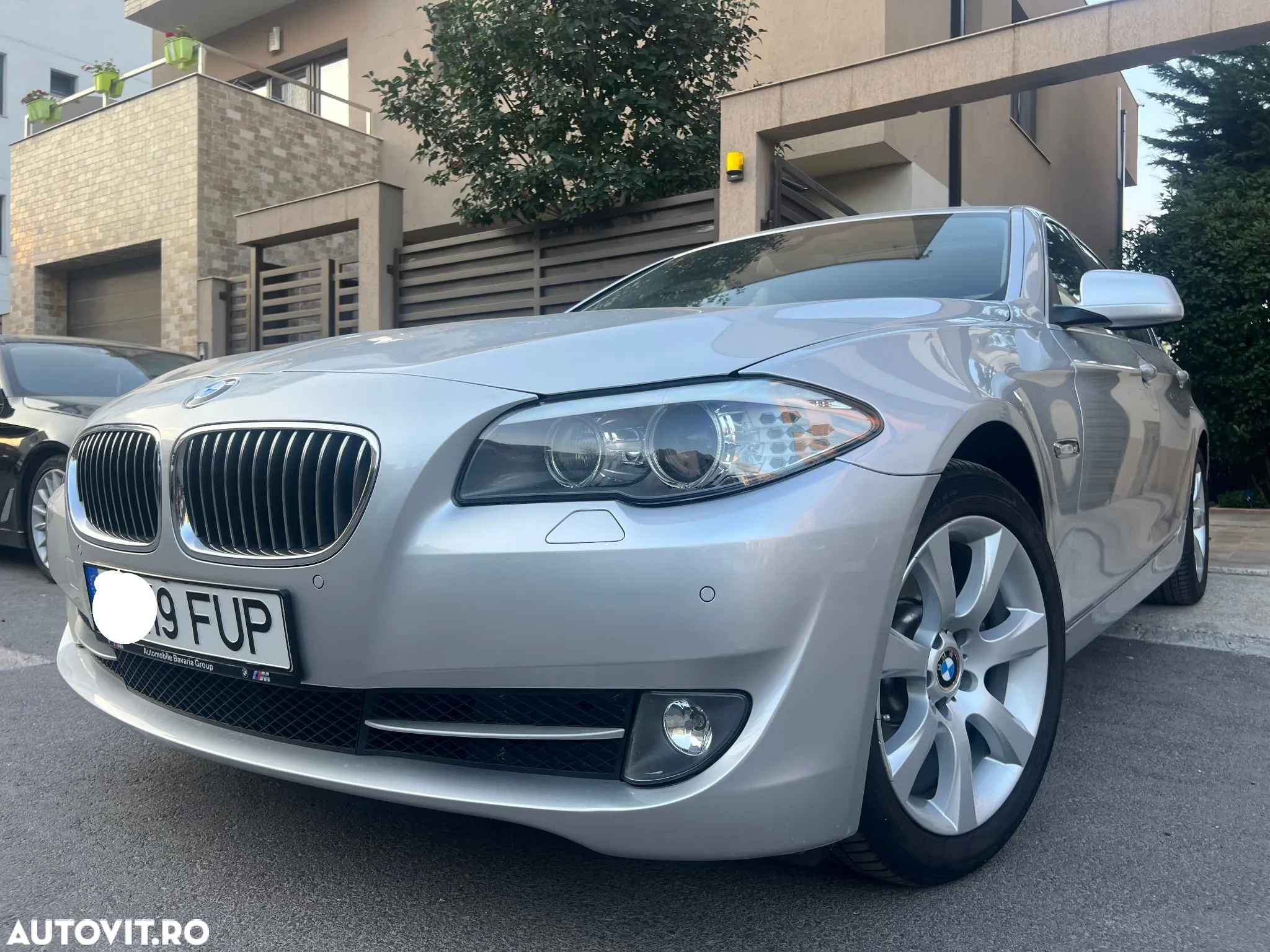 BMW Seria 5 520d - 2