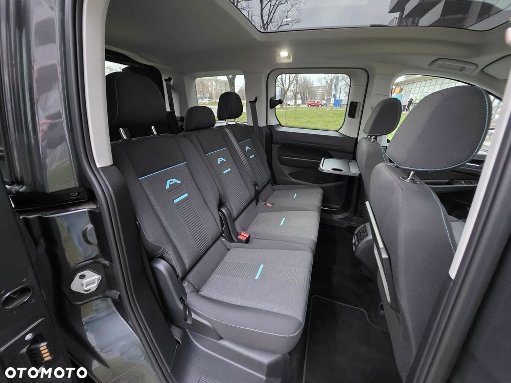 Ford Tourneo Connect 2.0 EcoBlue Active - 34