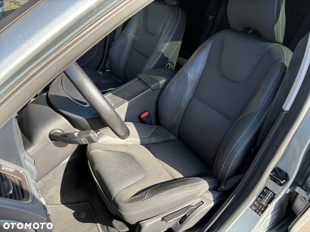 Volvo V60 T4 Geartronic Powershift RDesign - 18
