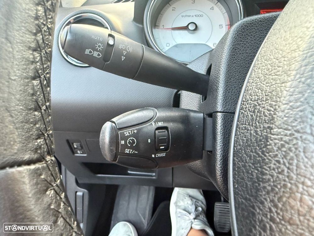 Peugeot 308 HDi FAP 110 Sport Plus - 11