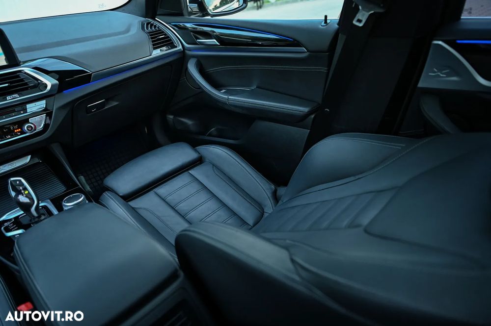 BMW X3 xDrive20i Aut. xLine - 33