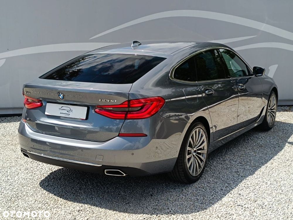 BMW 6GT - 3
