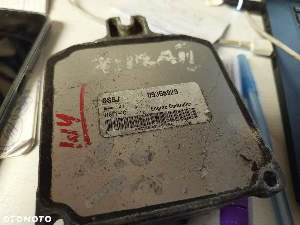 KOMPUTER ECU OPEL ASTRA 1.6 X16XEL 09355929 - 2