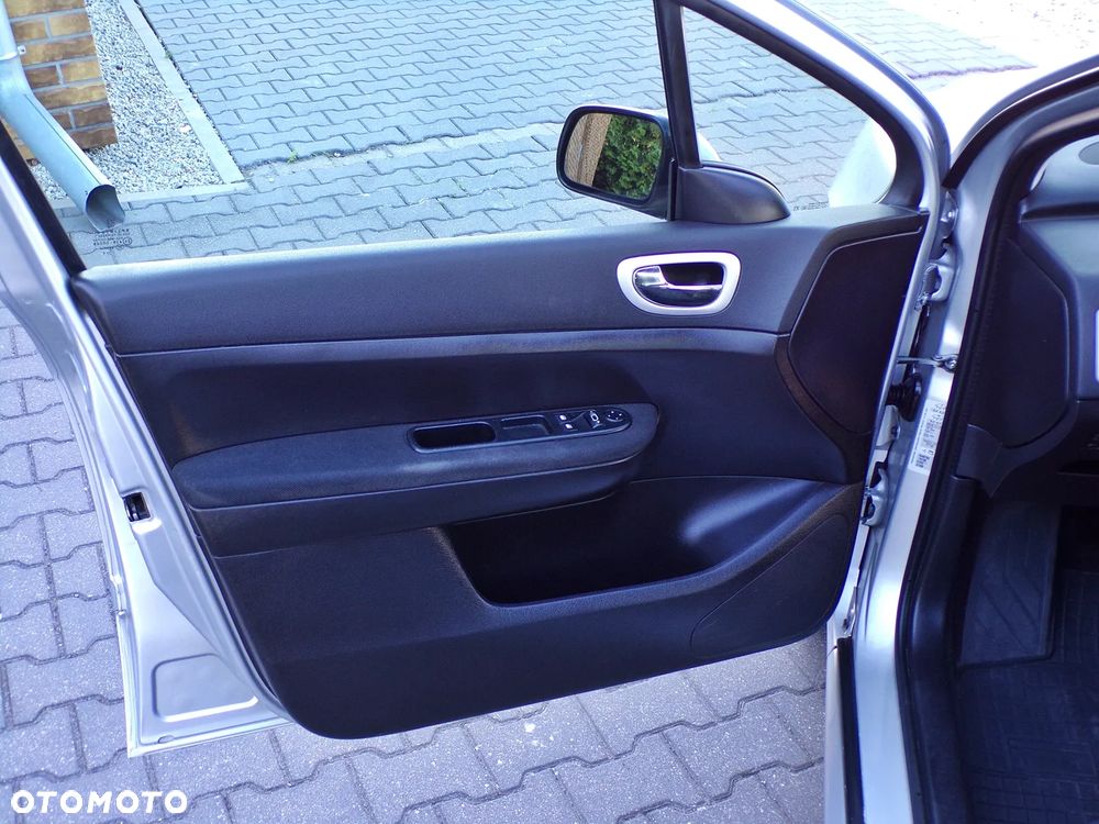 Peugeot 307 HDi SW 110 - 17