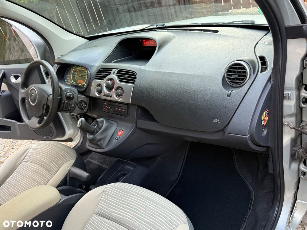 Renault Kangoo 1.6 16V 105 Happy Family - 19