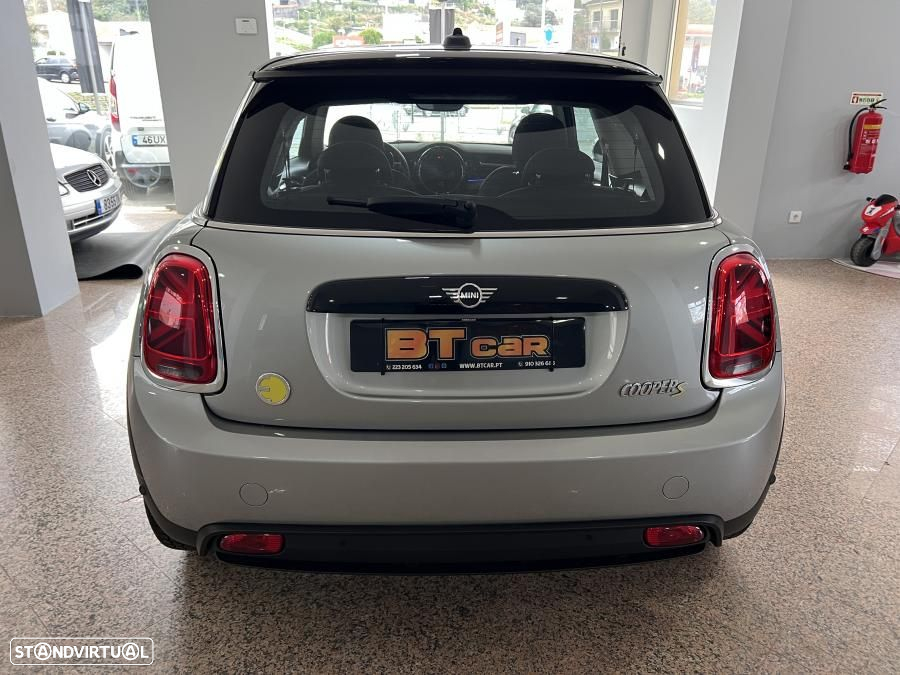 MINI 3 Portas Cooper E Classic S - 21