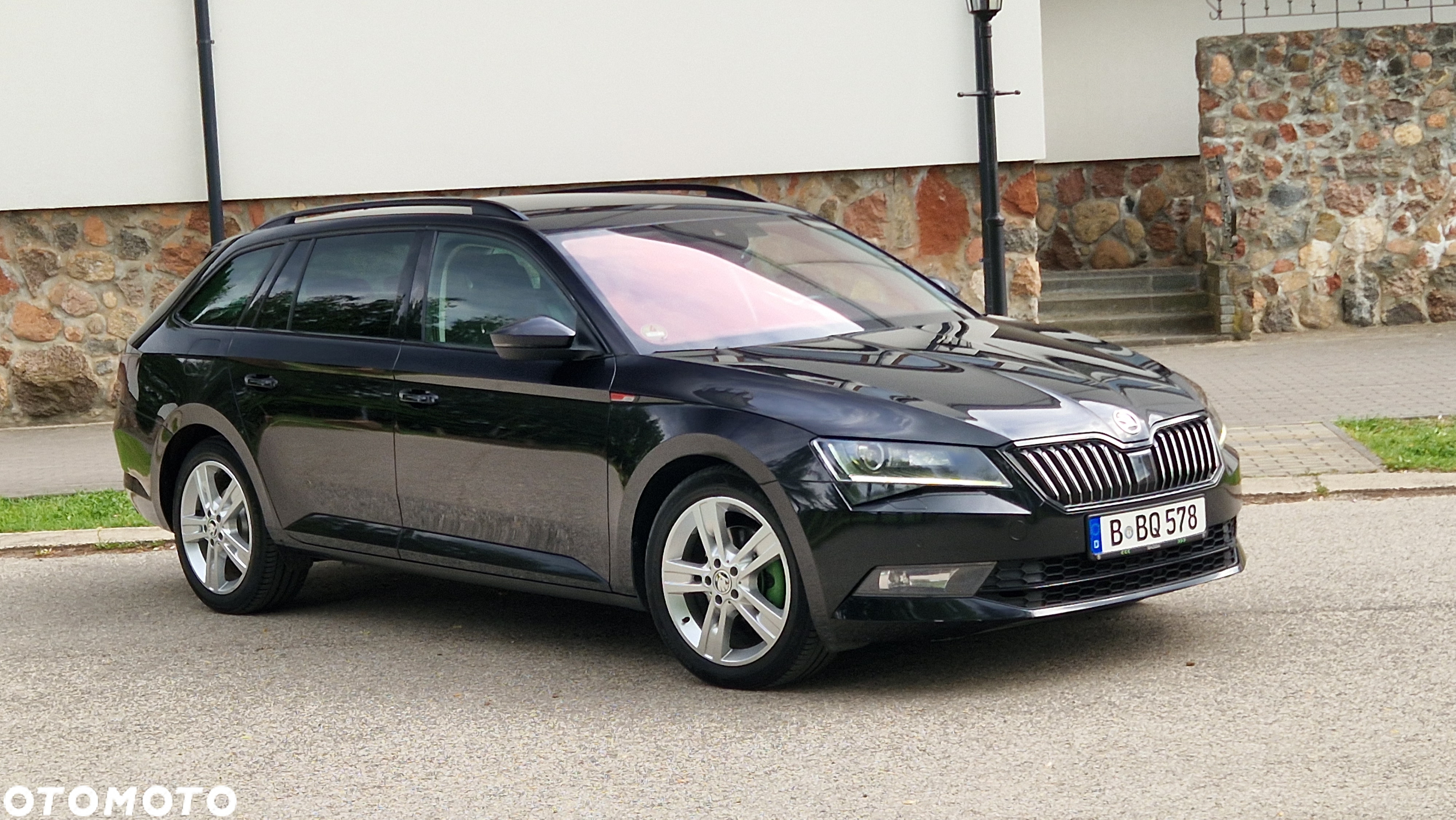 Skoda Superb 2.0 TDI 4x4 DSG Premium Edition - 9