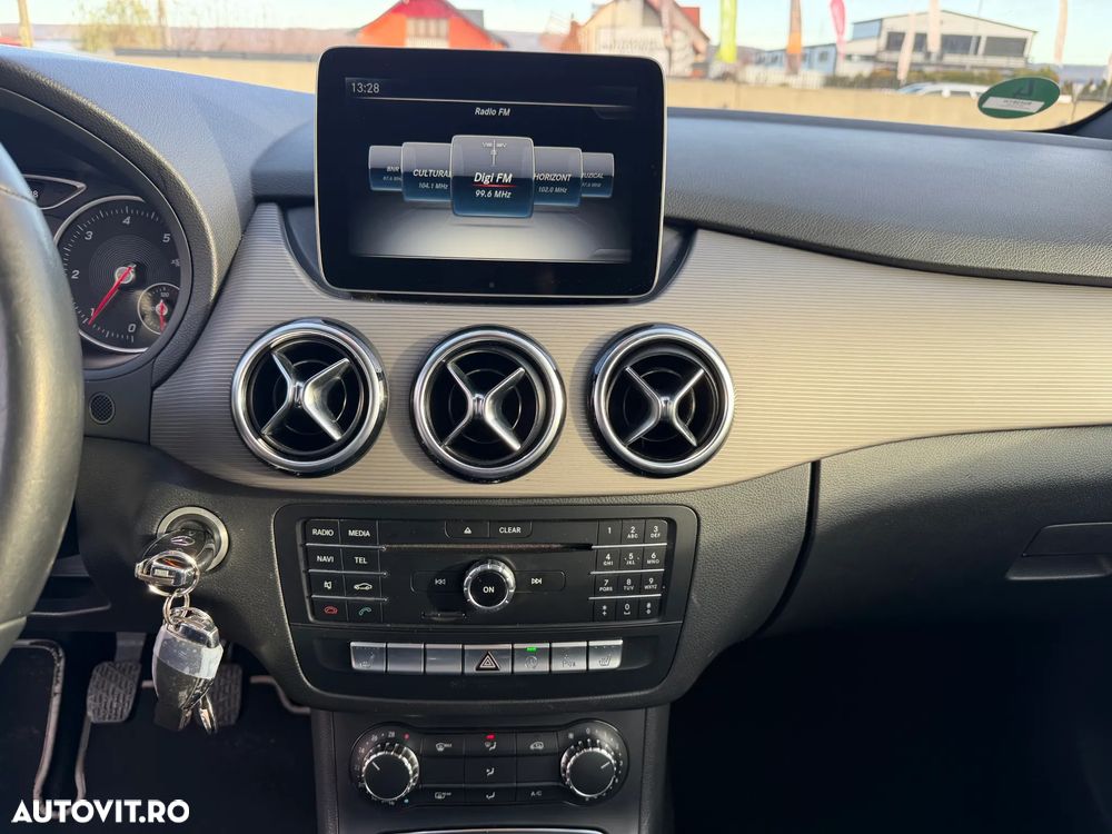 Mercedes-Benz B 180 d BlueEfficiency Edition Style - 21