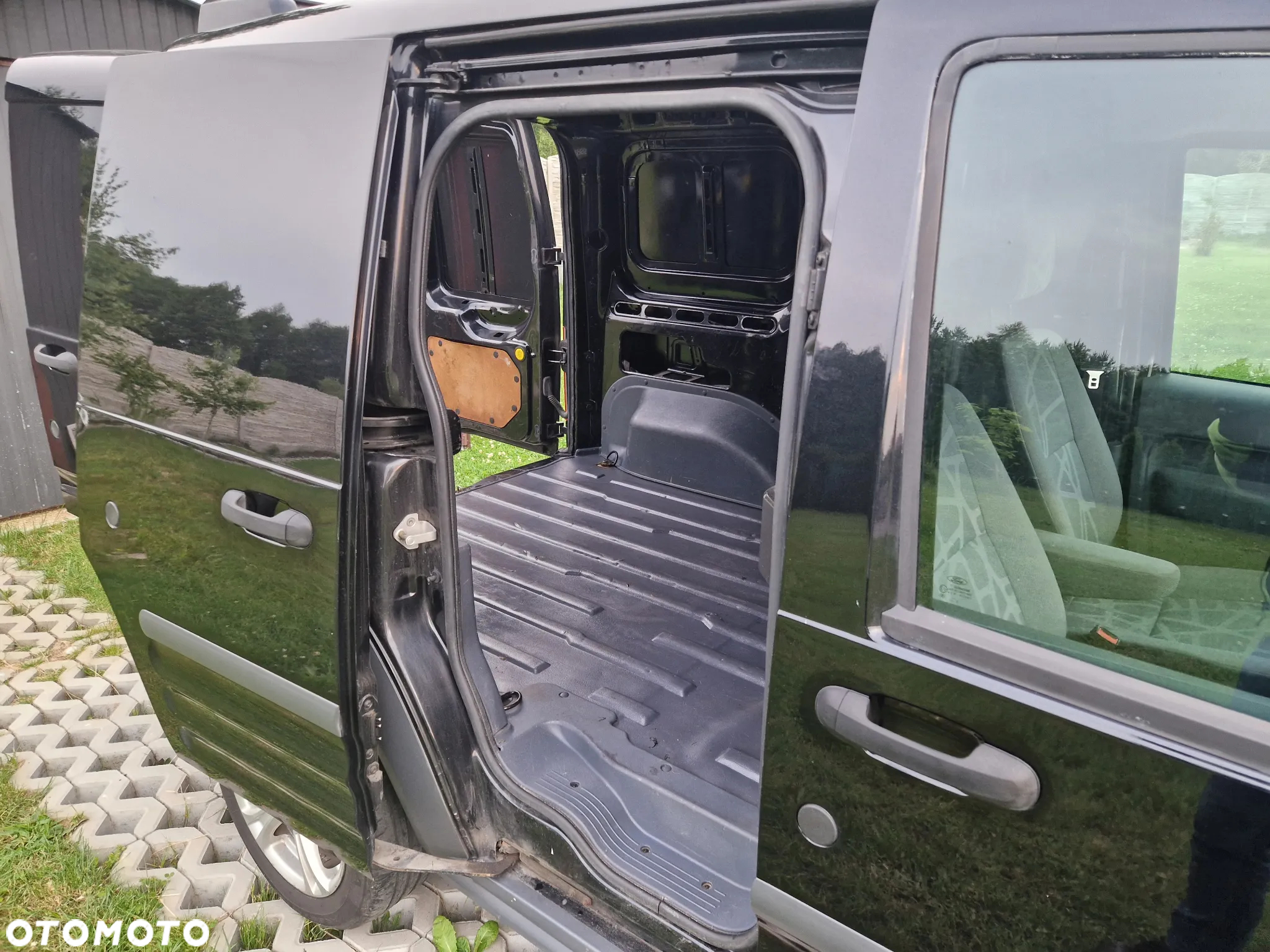 Ford Transit connect - 11