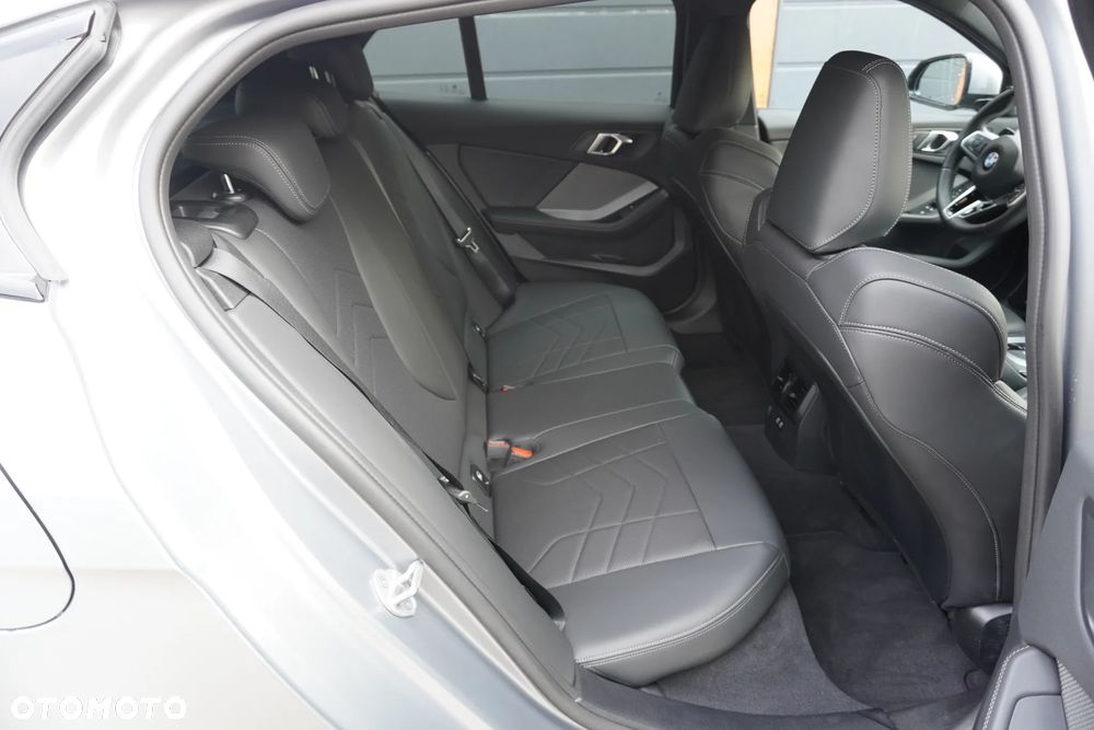 BMW Seria 1 - 11