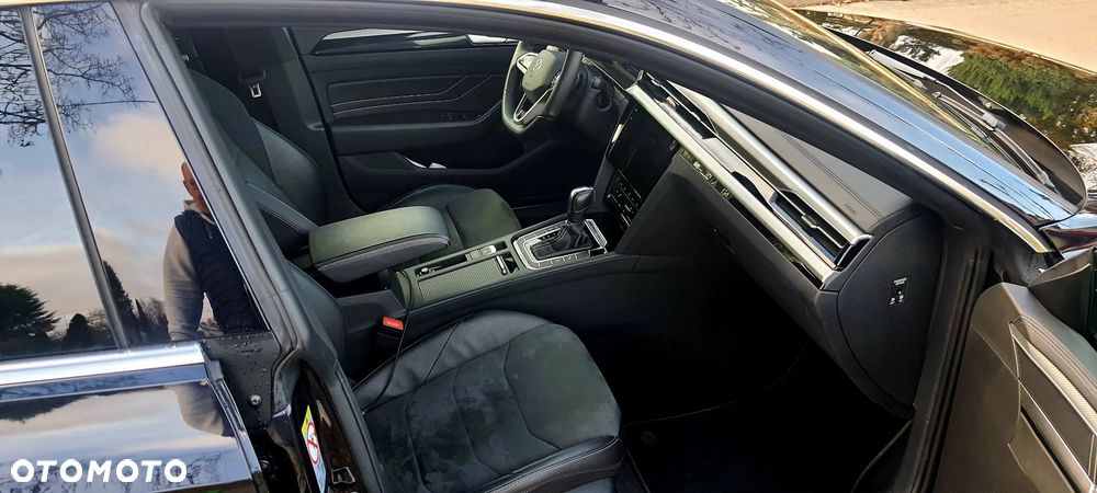 Volkswagen Arteon 2.0 TDI SCR DSG R-Line - 13