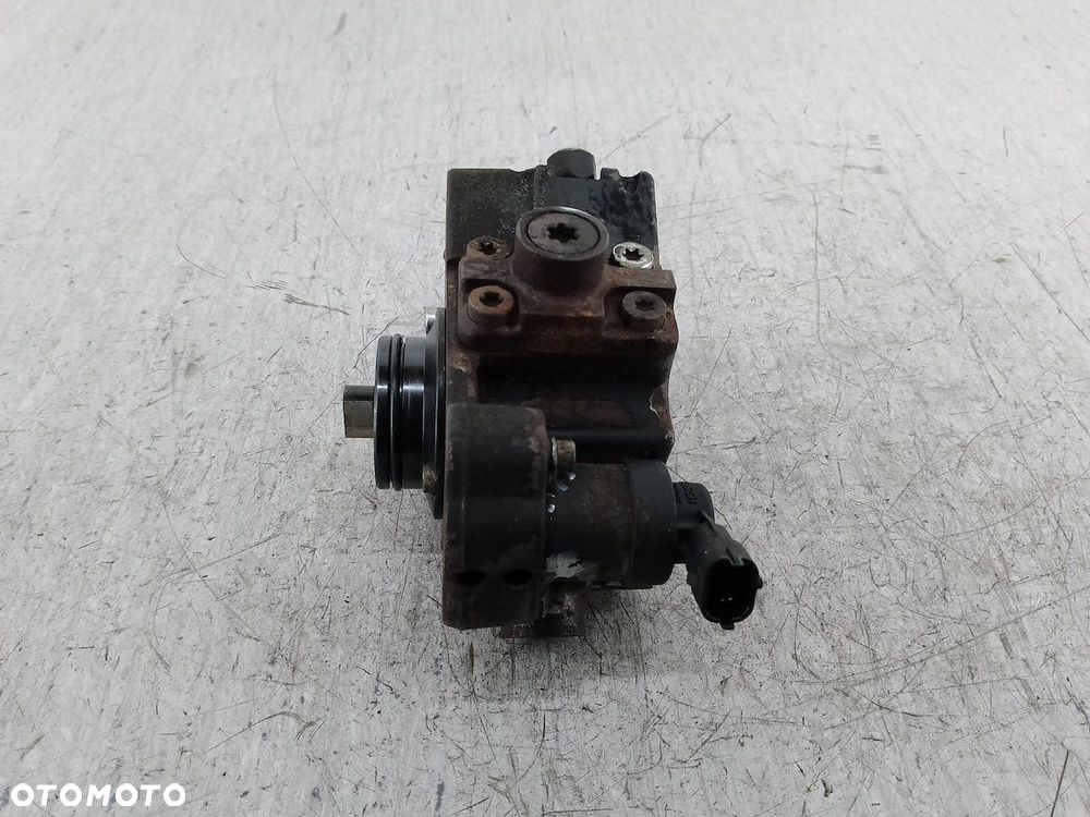 POMPA WTRYSKOWA OPEL ASTRA H 1.3 CDTI - 5