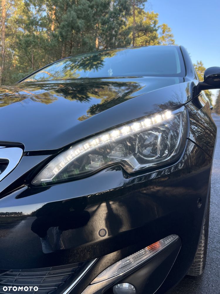 Peugeot 308 BlueHDi 150 EAT6 Stop & Start Allure - 8