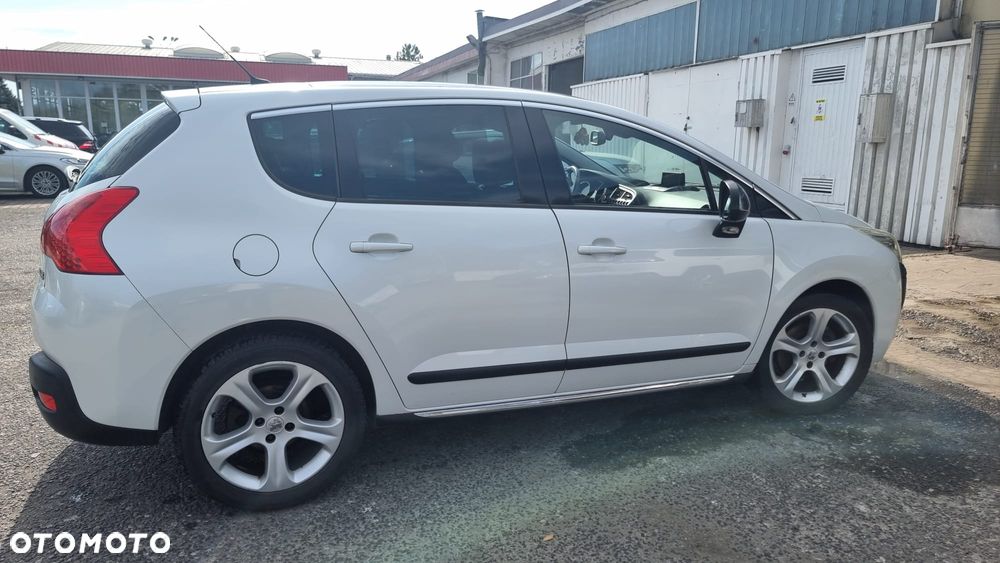 Peugeot 3008 HDi FAP 150 Premium - 6