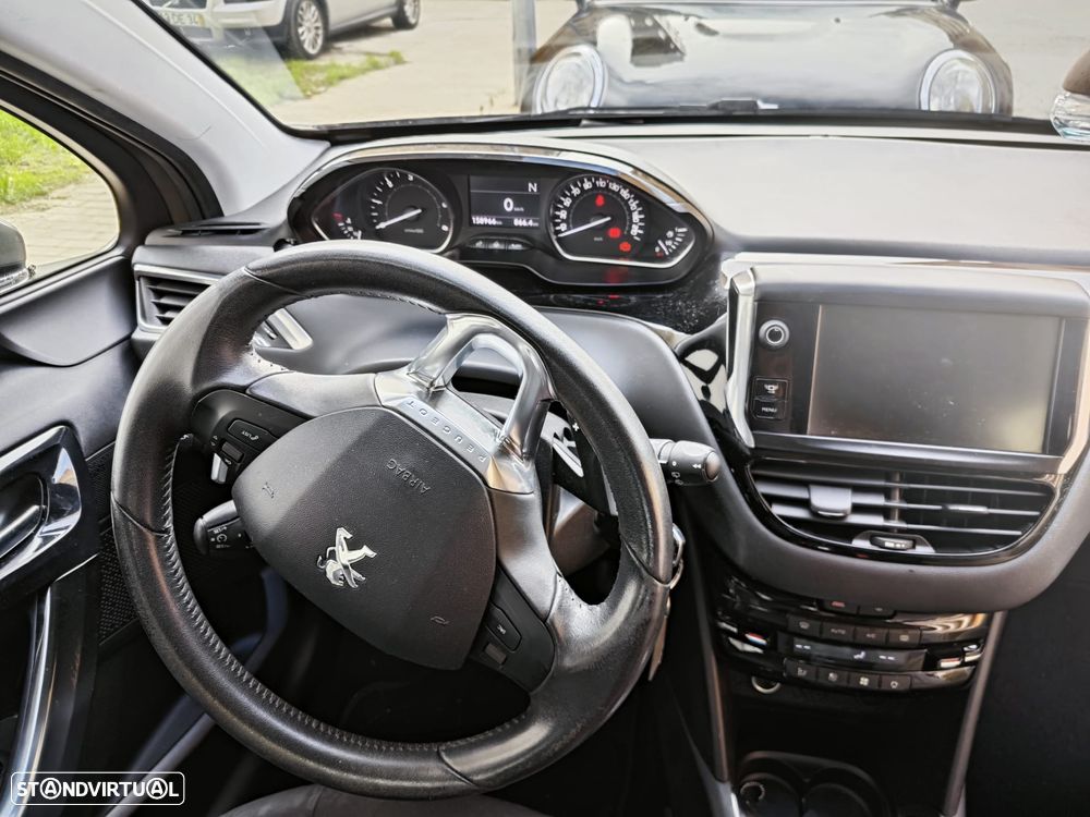 Peugeot 208 e-HDi 92 ETG6 Stop&Start Allure - 13