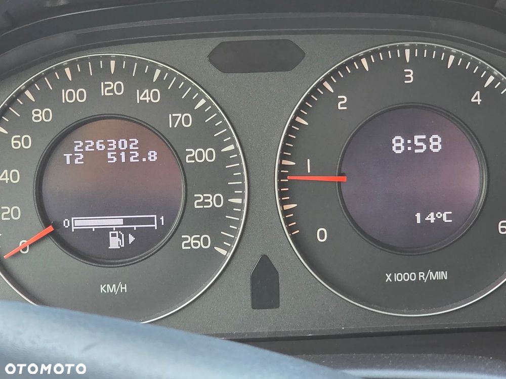 Volvo V70 1.6D DRIVe - 25