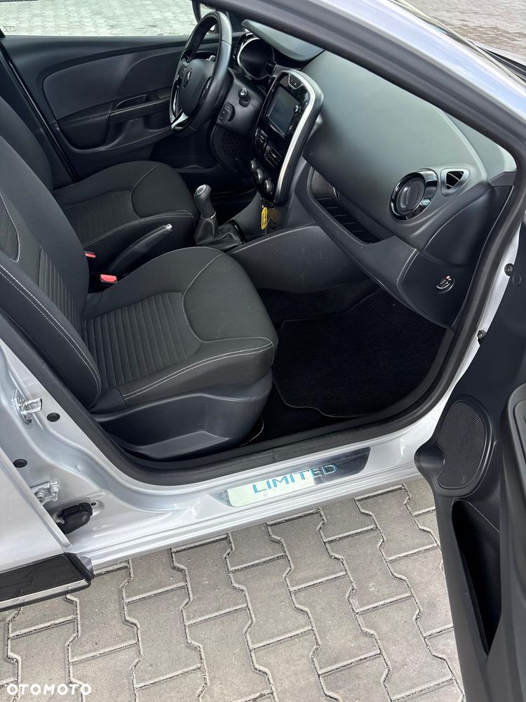 Renault Clio 0.9 TCe Limited - 12