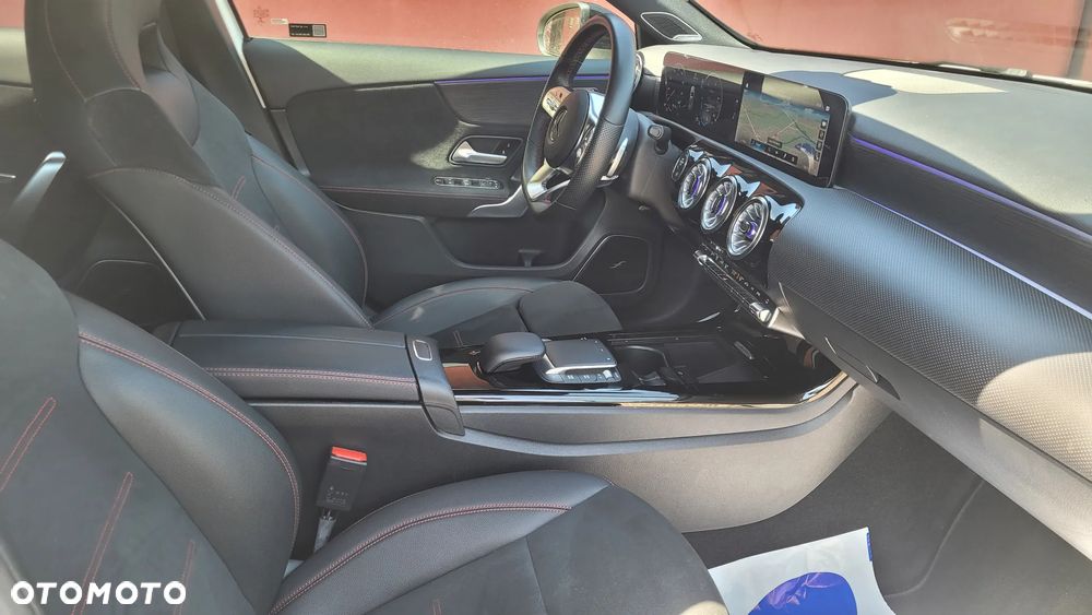 Mercedes-Benz Klasa A 250 Edycja specjalna 7G-DCT - 12