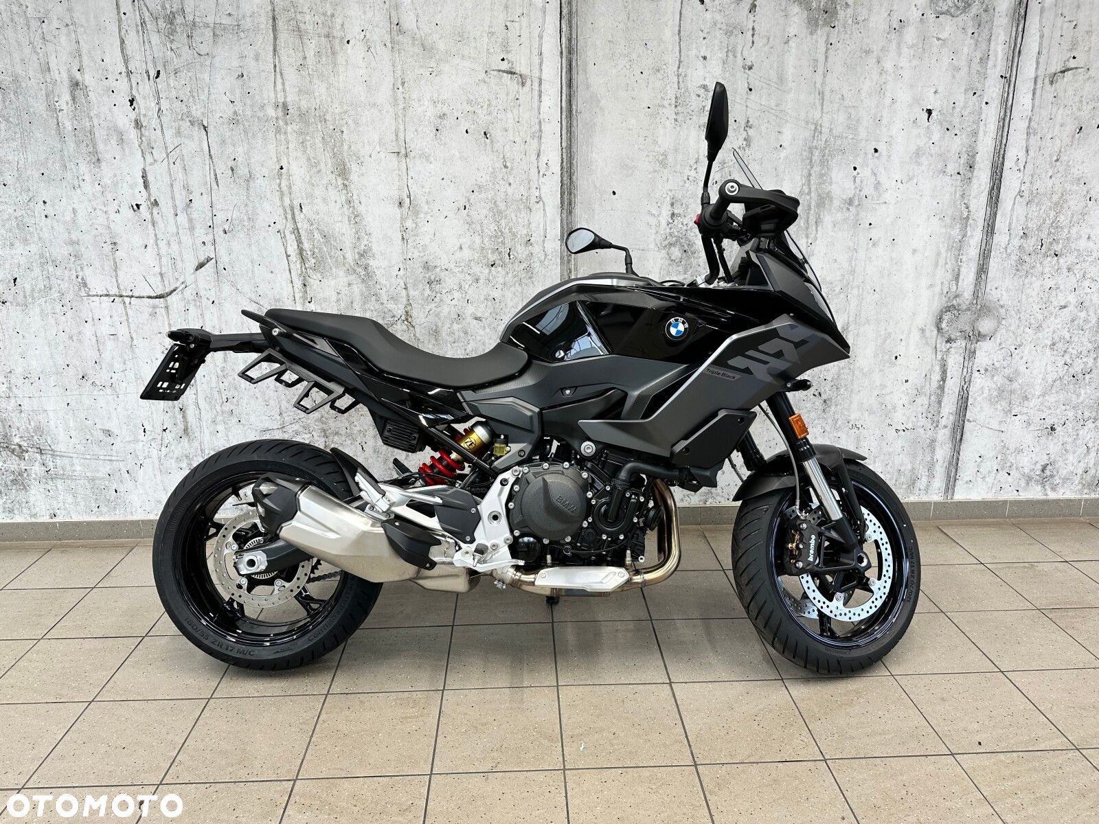 BMW F - 3