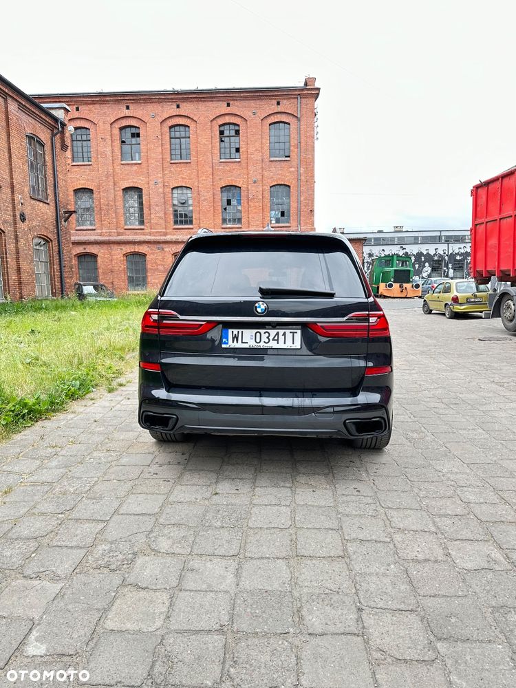 BMW X7 M50d sport - 4
