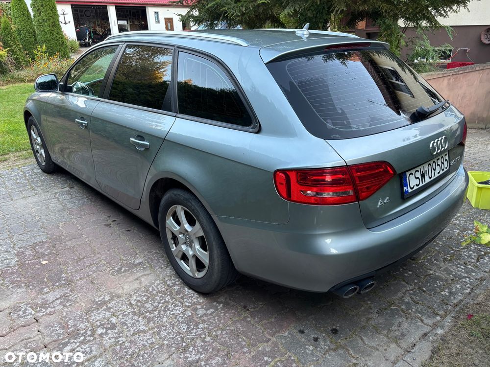 Audi A4 Avant null - 4