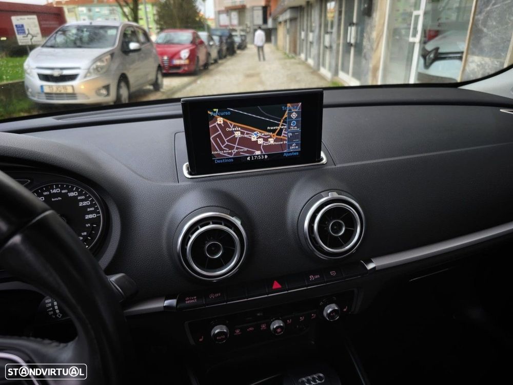 Audi A3 Sportback 1.6 TDI Sport - 18