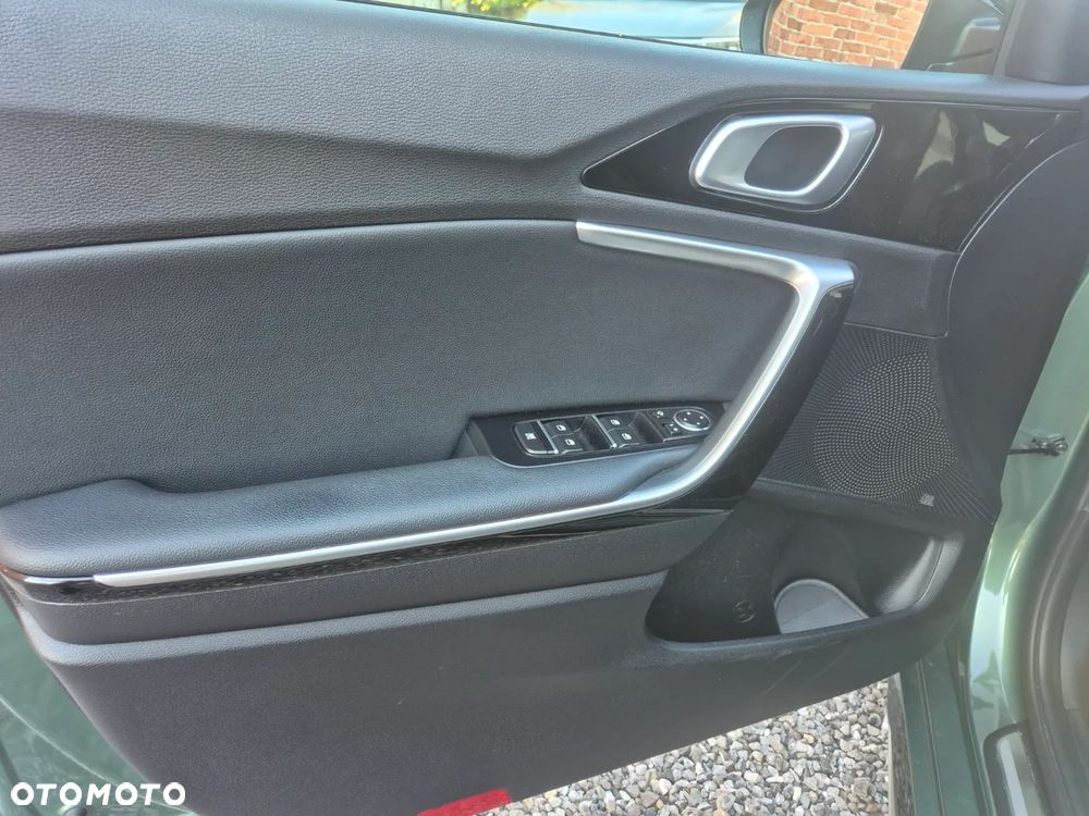 Kia ProCeed 1.5 T-GDI GT Line - 13