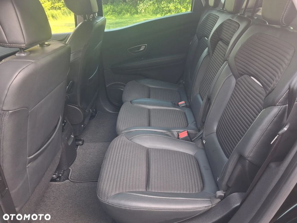 Renault Scenic BLUE dCi 120 BUSINESS EDITION - 16